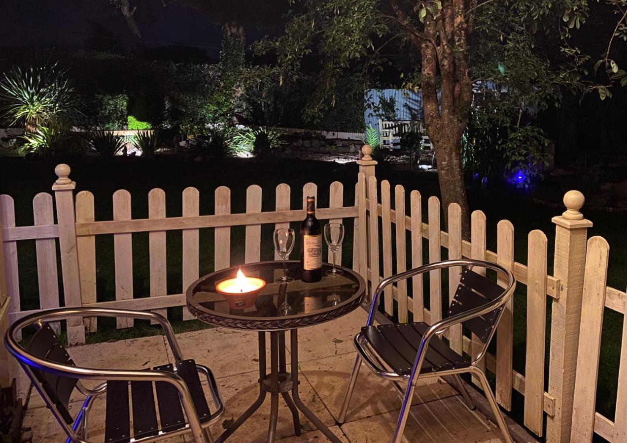 The Duck House Apartment Swansea Bagian luar foto