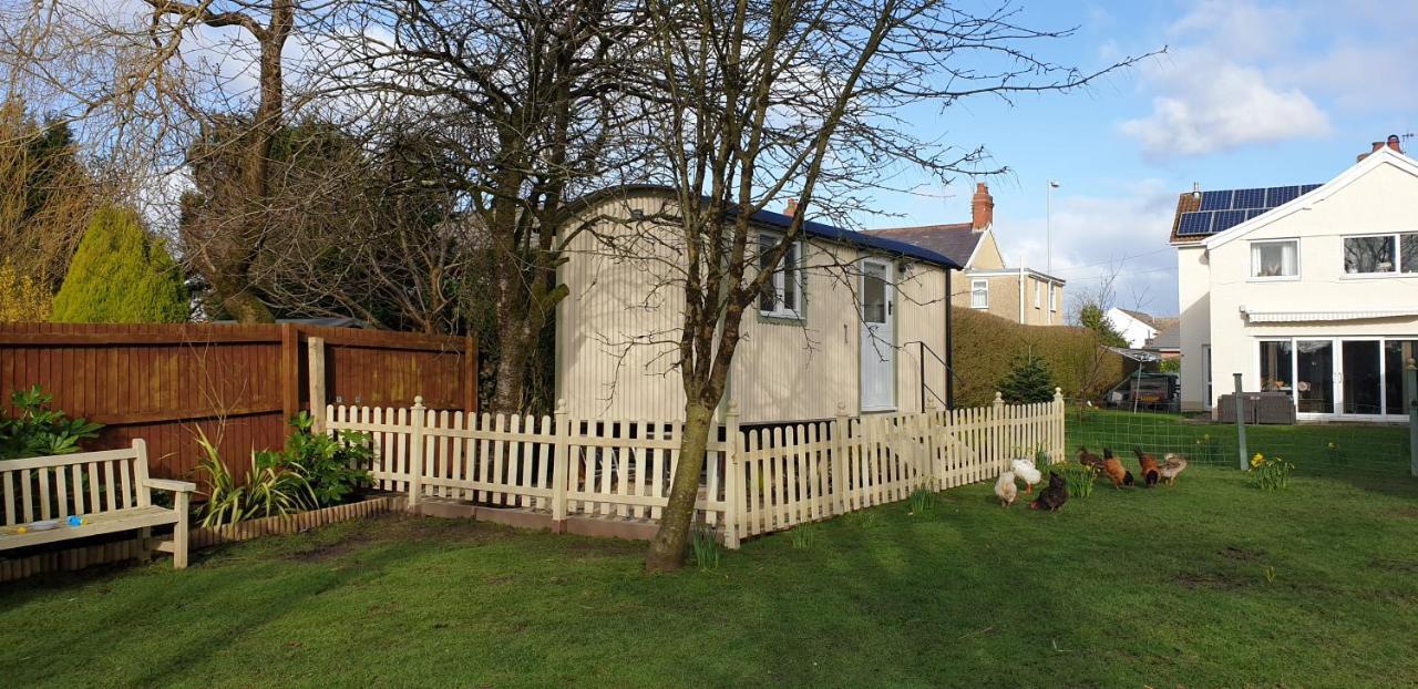 The Duck House Apartment Swansea Bagian luar foto